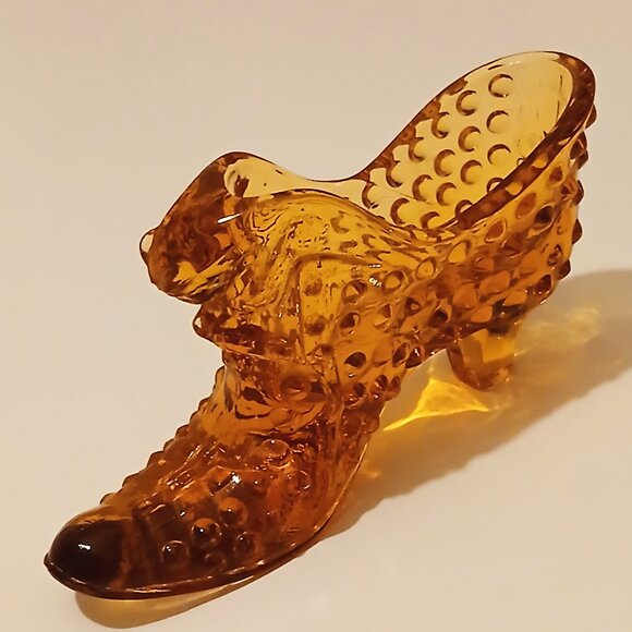 Source Unknown Other - Vintage Hobnob Amber Colored Cathead Slipper EUC
